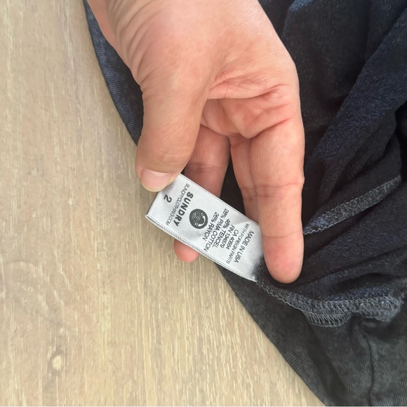 Sundry size 2 - Picture 4 of 4